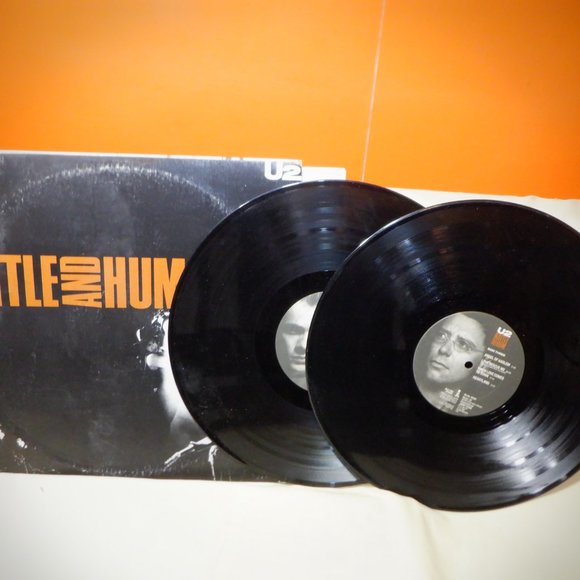 ~~~ U2 ~~~ BATTLE & HUM  *** Double Album*** - Picture 1 of 2